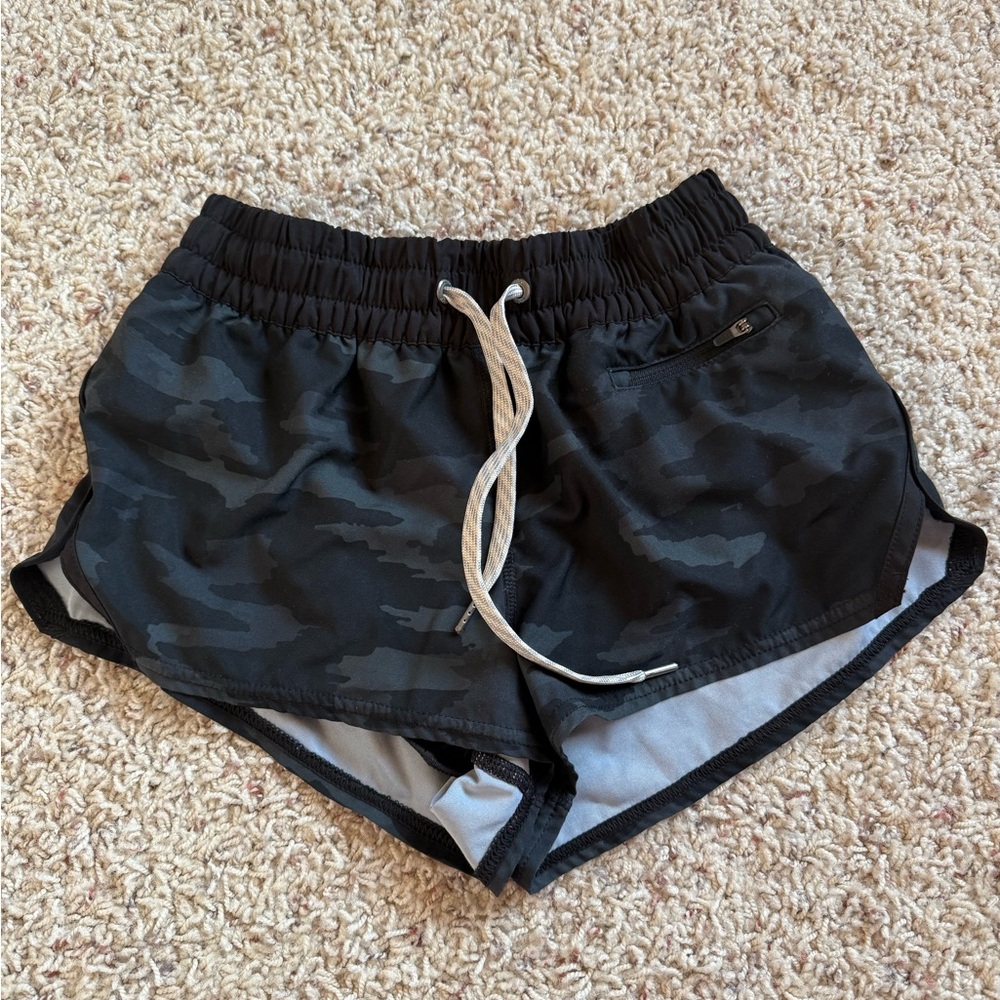 Vuori Black Camo Lined Athletic Shorts